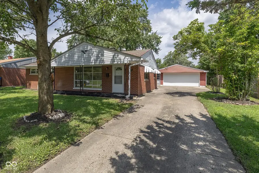 7402 E 52nd Street, Indianapolis, IN 46226 - #2
