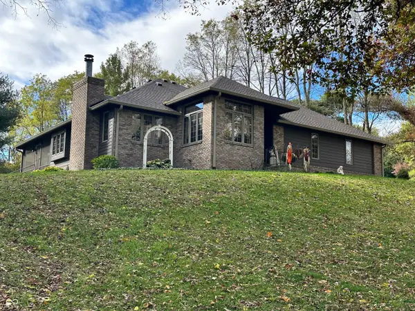 2975 Clear Creek Boulevard, Martinsville, IN 46151