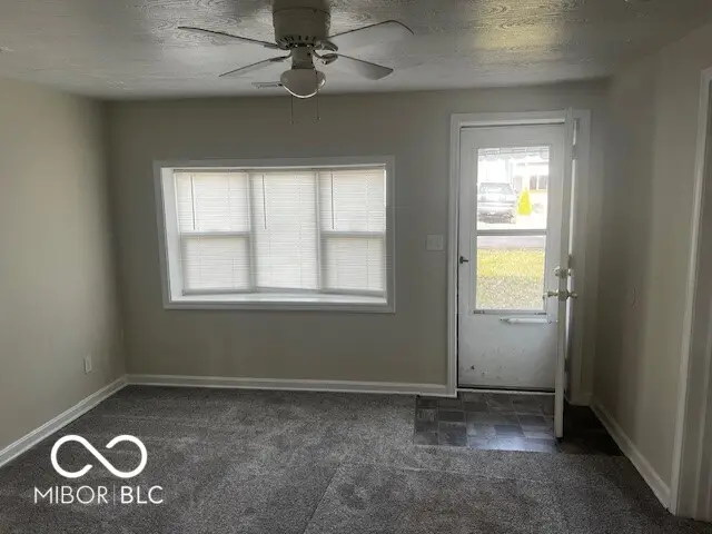 1041 W Hendricks Avenue, Shelbyville, IN 46176 - #2