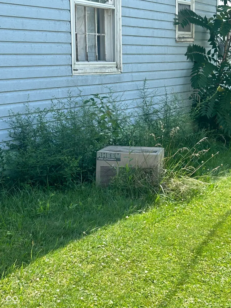 1033 O Street, Bedford, IN 47421 - #3