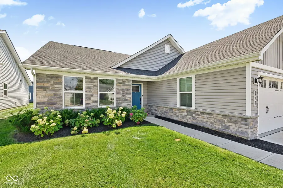 1239 Gunnison Drive, Greenfield, IN 46140 - #2