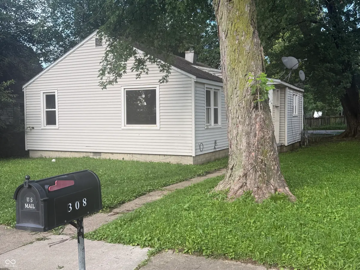 308 Canby Avenue, Crawfordsville, IN 47933 - #1