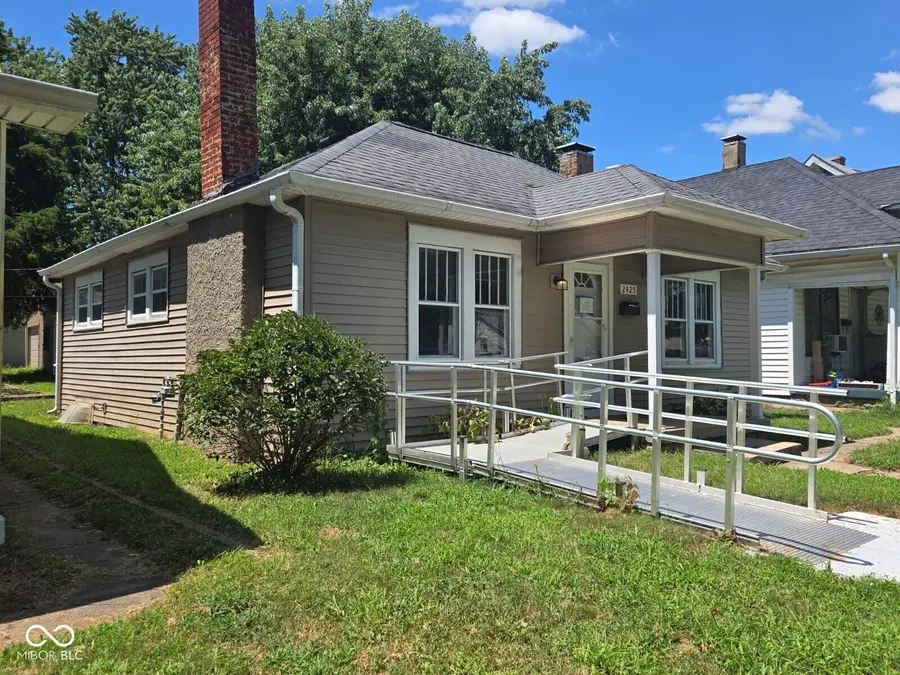 2425 S 6th Street, Terre Haute, IN 47802 - #2