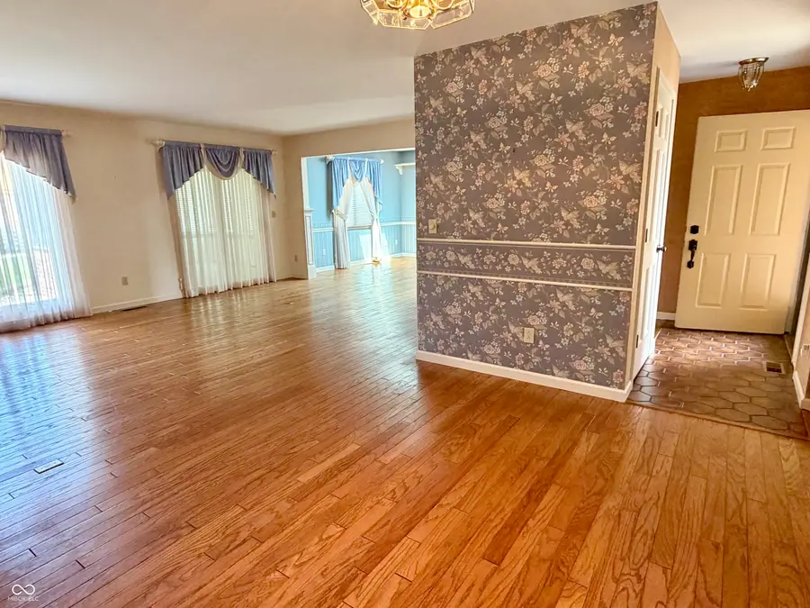 1926 Saint James Place, Anderson, IN 46012 - #3