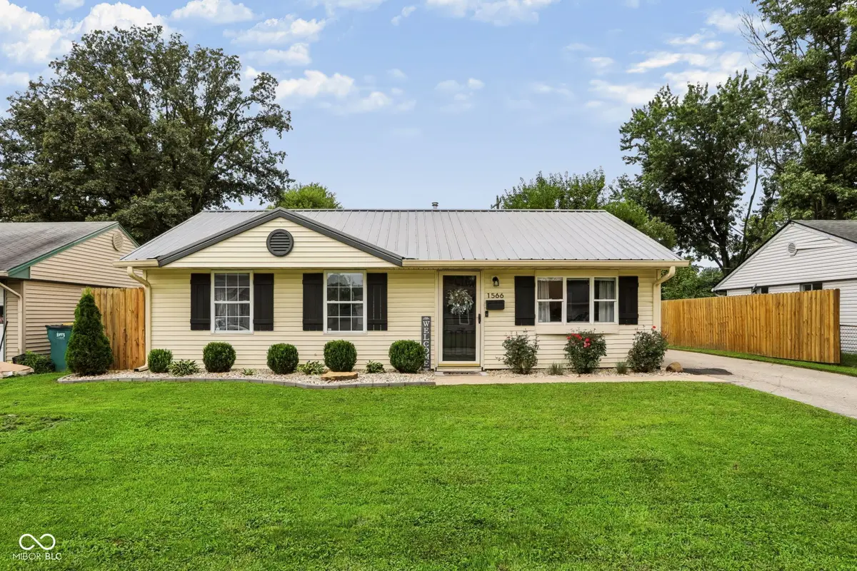 1566 Roberts Road, Franklin, IN 46131 - #1