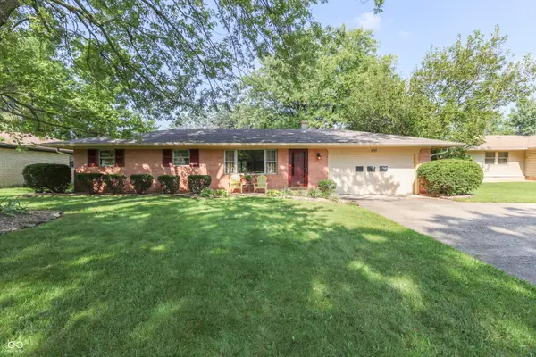 650 Lindenwood Drive, Greenwood, IN 46142