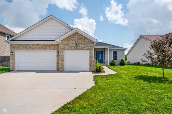 2981 Daylily Drive, Columbus, IN 47201