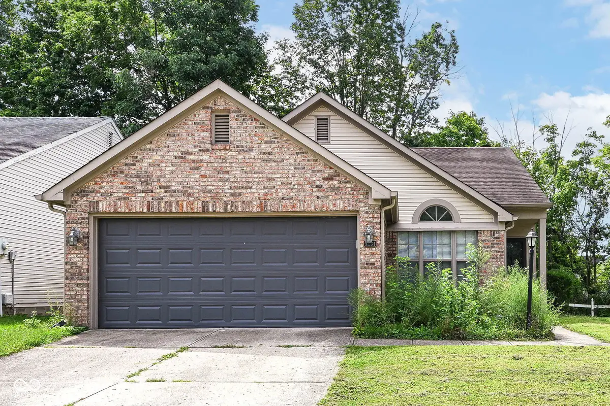 5231 Pin Oak Drive, Indianapolis, IN 46254 - #1