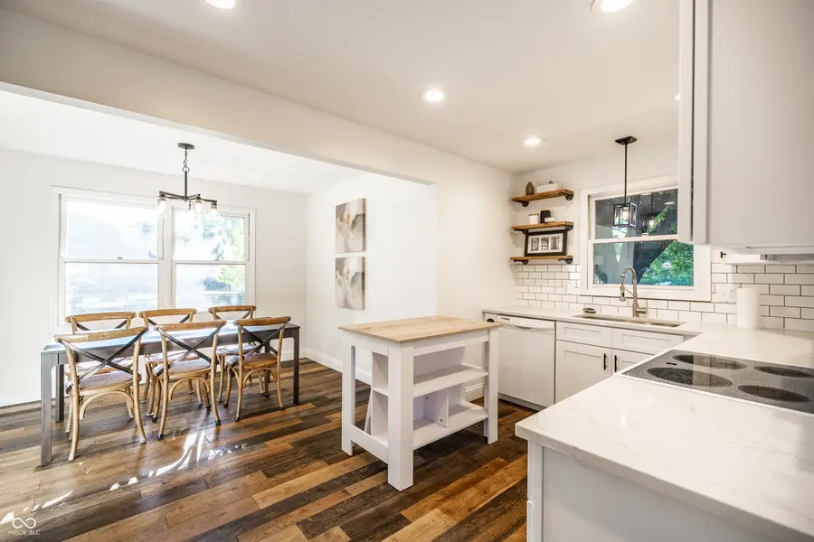 9669 Sycamore Road, Carmel, IN 46032 - #2