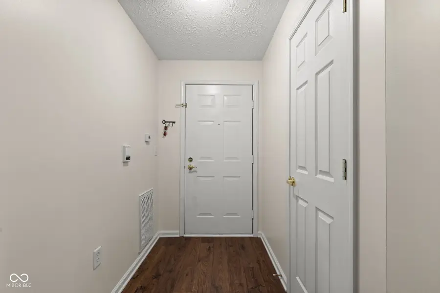 8950 Hunters Creek Drive #208, Indianapolis, IN 46227 - #2