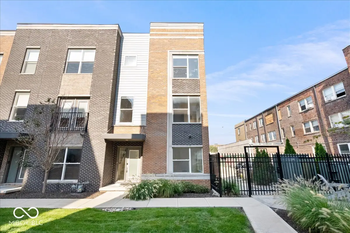 739 Perth Lane, Indianapolis, IN 46204 - #1