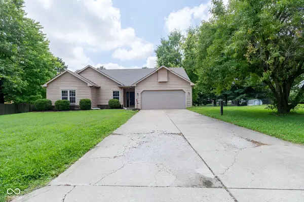 572 San Ricardo Drive, Greenwood, IN 46142