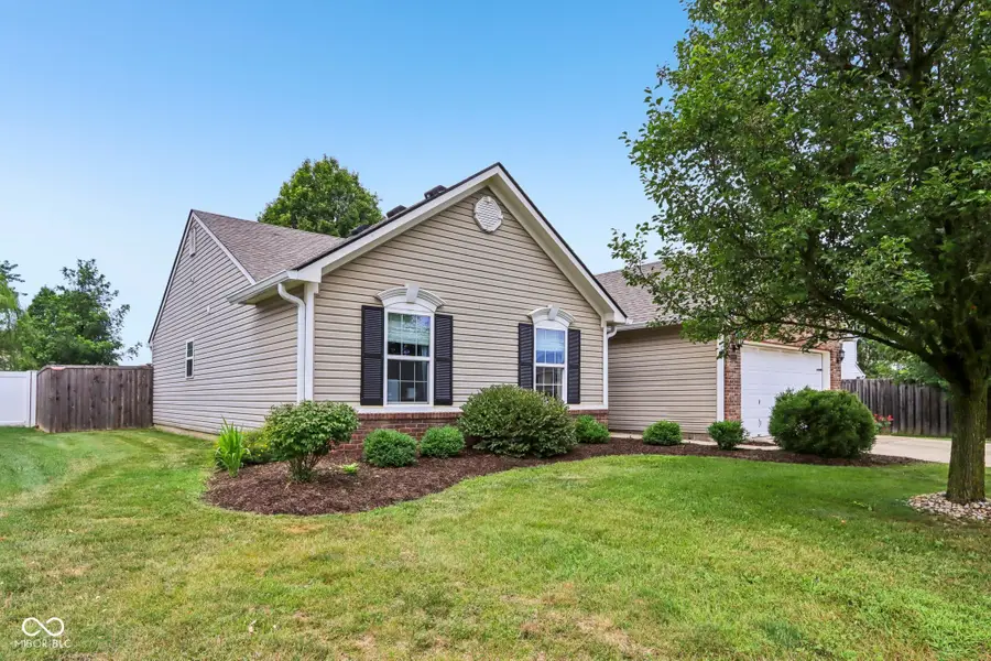 4086 S Turning Leaf Court, New Palestine, IN 46163 - #3