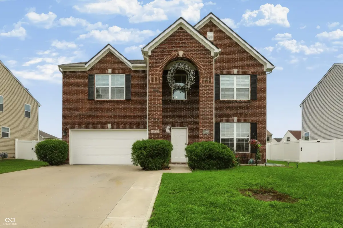 1378 Padana Drive, Greenwood, IN 46143 - #1