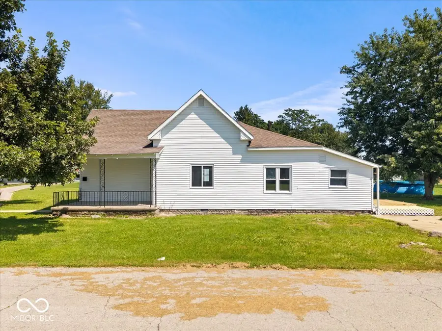 1301 S J Street, Elwood, IN 46036 - #3