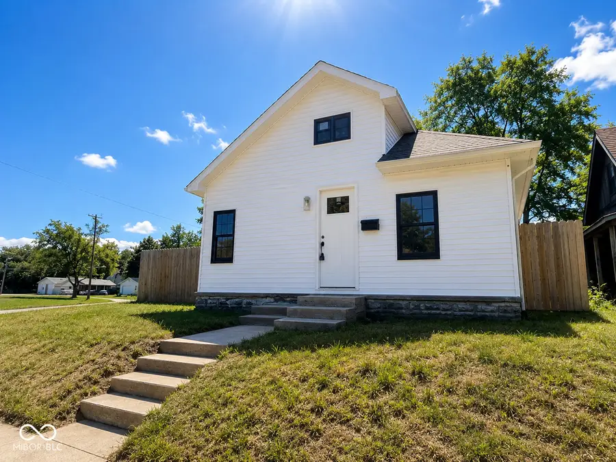 1227 W 13th Street, Muncie, IN 47302 - #2