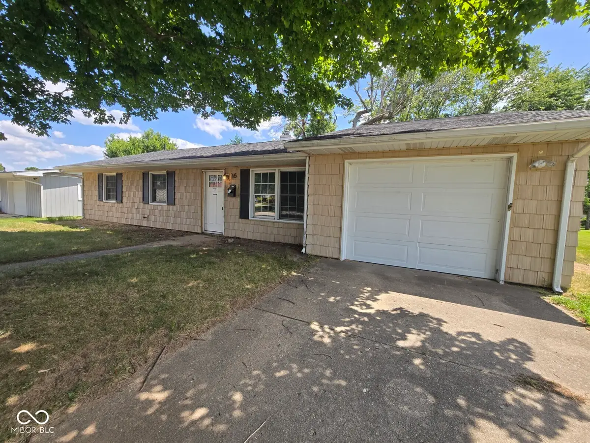 16 S 20th Street, Vincennes, IN 47591 - #1