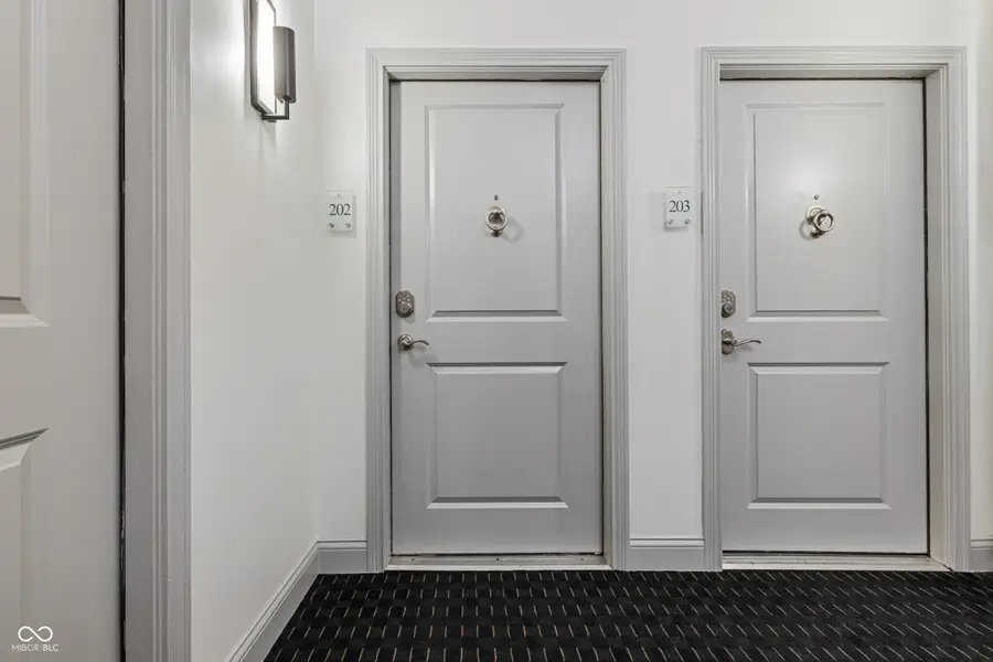 450 E Ohio Street #202, Indianapolis, IN 46204 - #3