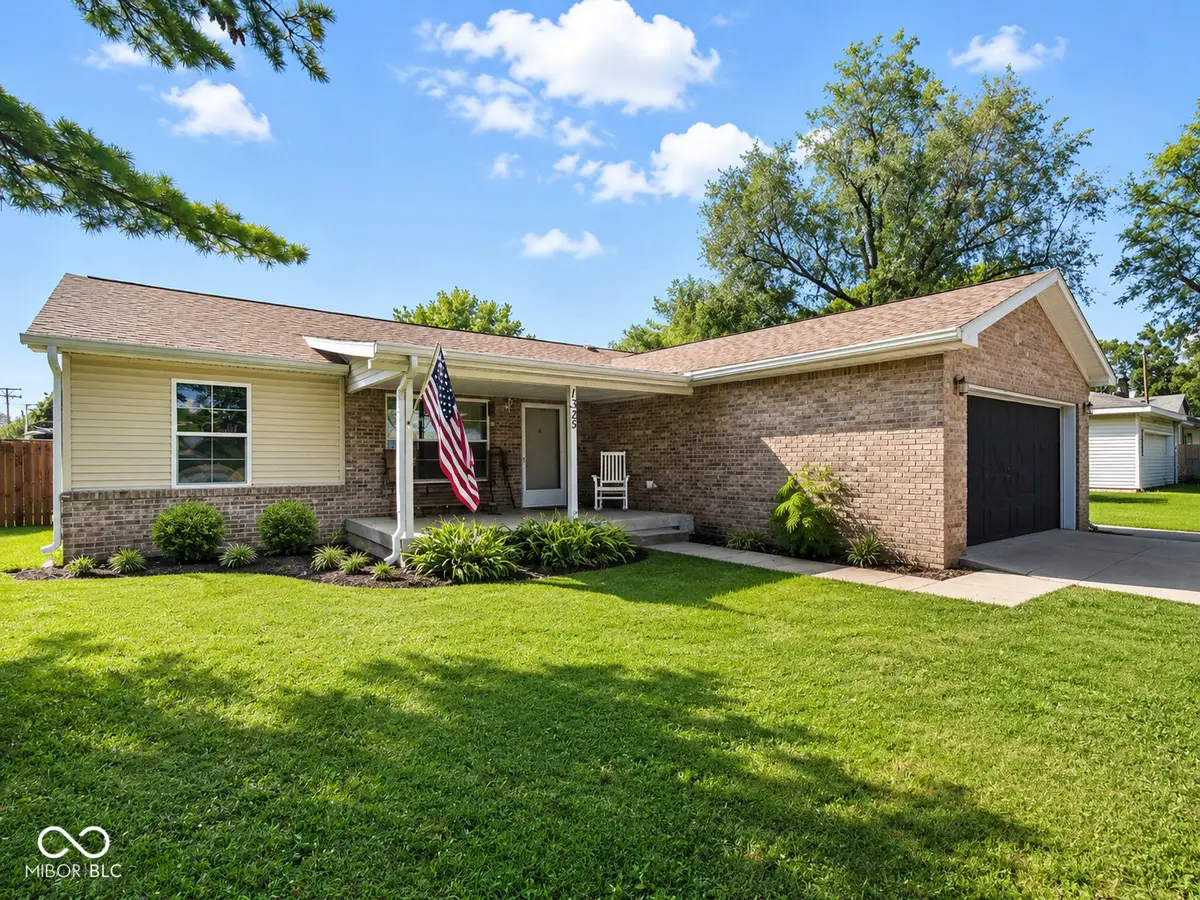 1325 S Noble Street, Shelbyville, IN 46176 - #1