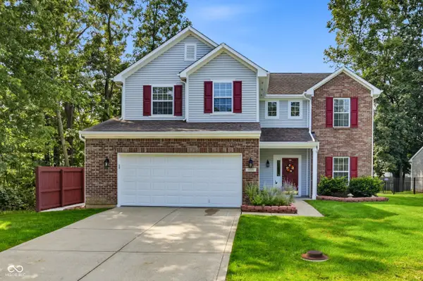 10695 Trailwood Drive, Fishers, IN 46038