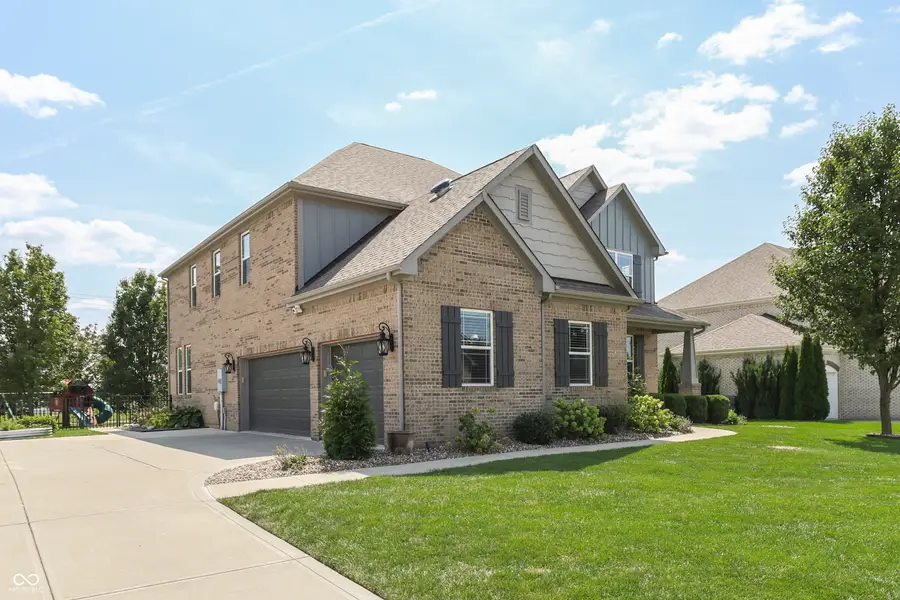 3681 Woodvine Drive, Bargersville, IN 46106 - #3