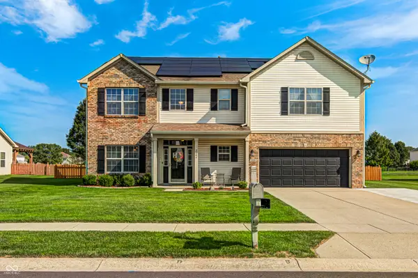 2484 Burgundy Way, Plainfield, IN 46168