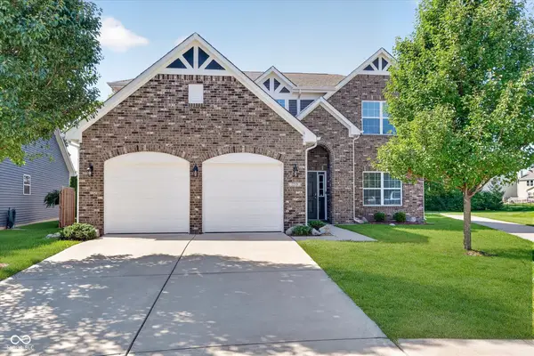 733 Farnham Drive, Westfield, IN 46074