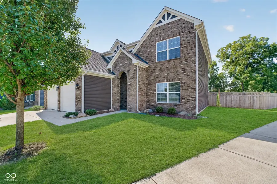 733 Farnham Drive, Westfield, IN 46074 - #2