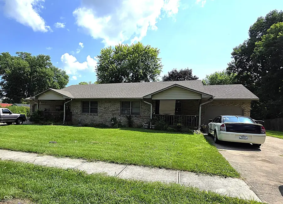 309 /311 N Main Street, Mooresville, IN 46158 - #2
