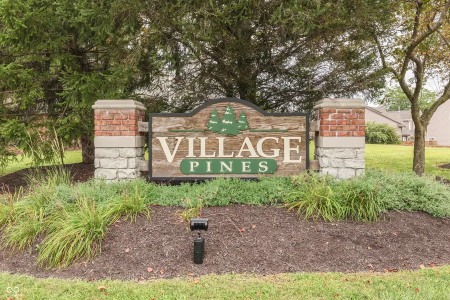 719 Mountain Pine Drive, Greenwood, IN 46143 - #2