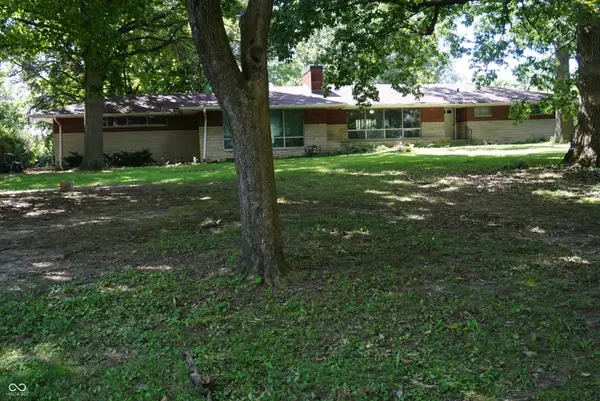 3123 W Fairview Road, Greenwood, IN 46142