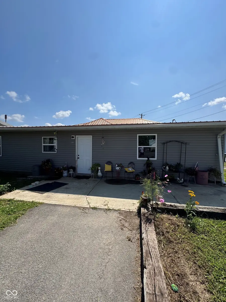 805 S Broadway, Greensburg, IN 47240 - #2