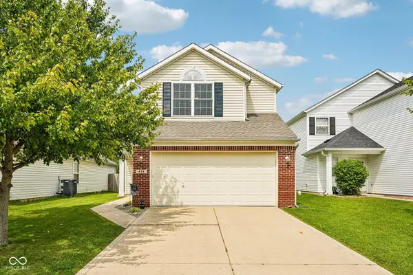 418 Vernon Place, Westfield, IN 46074