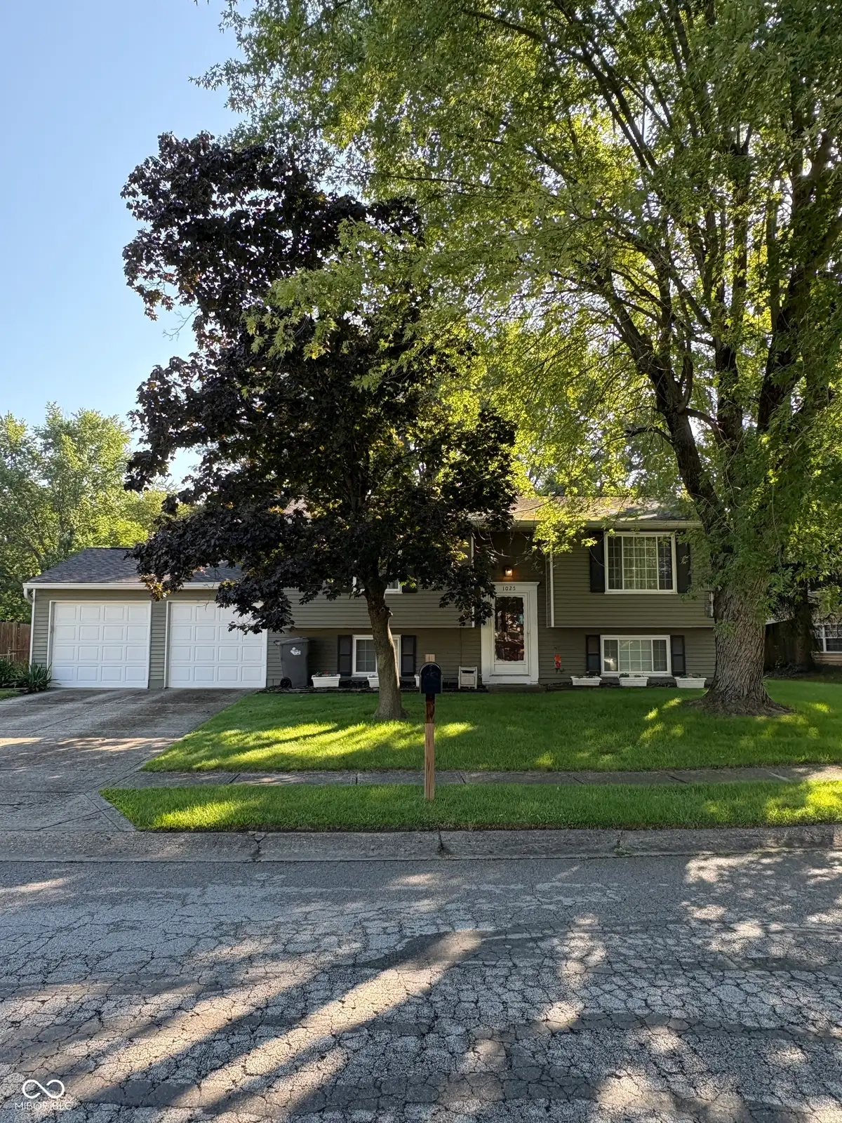1025 Ridgepointe Drive, Indianapolis, IN 46234 - #1