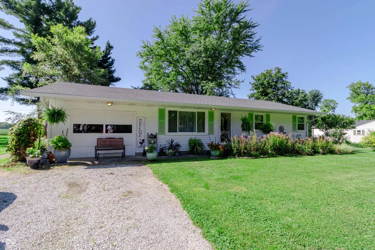 106 Westwood, Fillmore, IN 46128 - #1