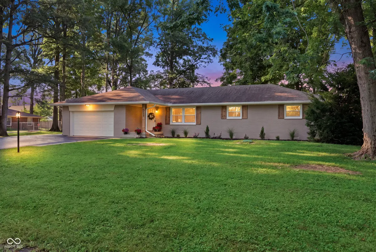 4839 W Oak Drive, New Palestine, IN 46163 - #1