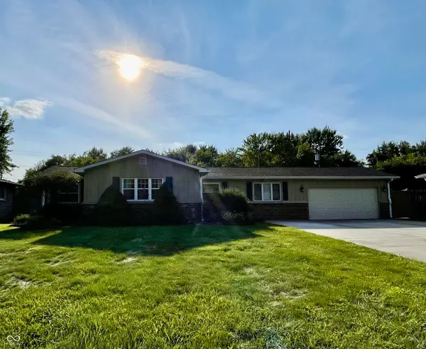 118 Granby Drive, Cumberland, IN 46229