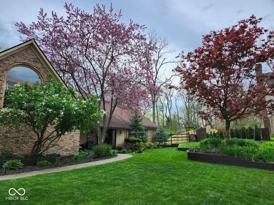6572 Kings Court, Avon, IN 46123 - #2