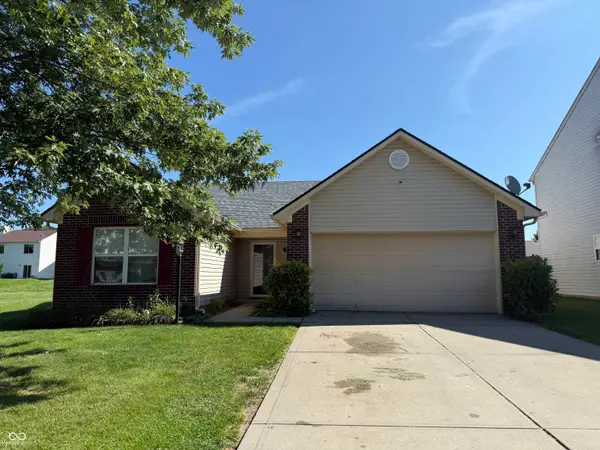 8113 Maple Stream Lane, Indianapolis, IN 46217