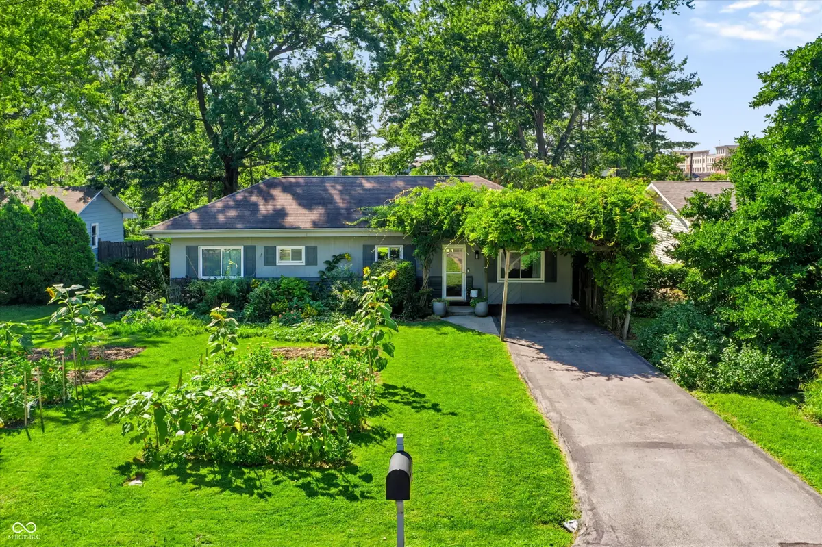 930 Pawnee Road, Carmel, IN 46032 - #1