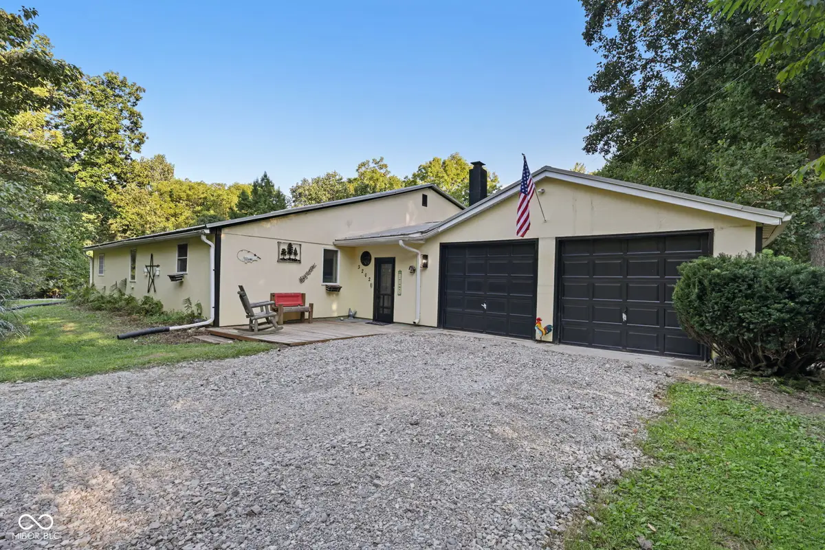 3202 E County Road 800 N, Bainbridge, IN 46105 - #1