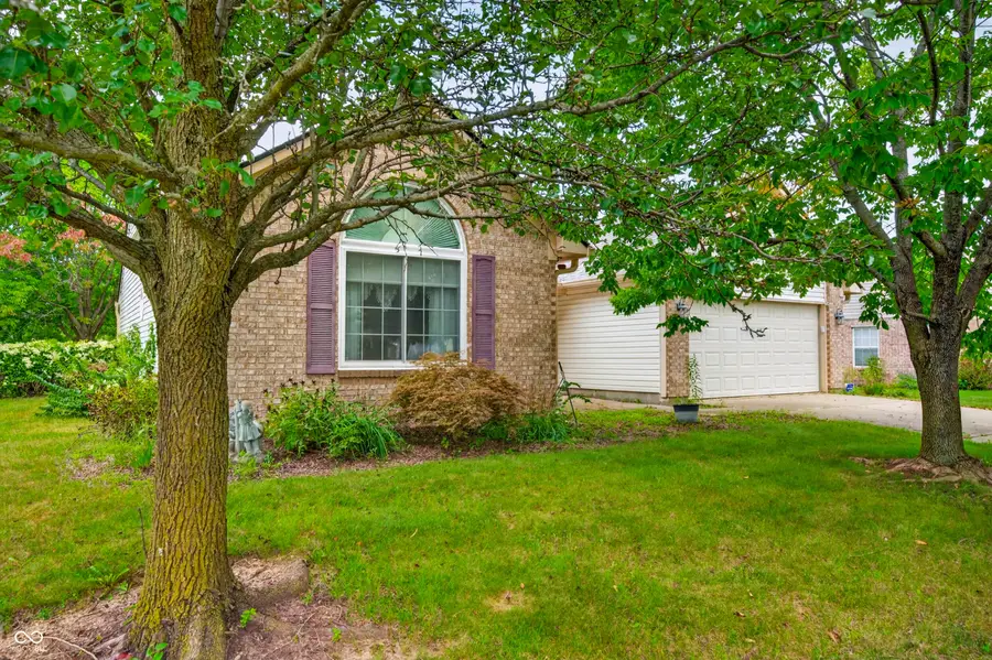 1240 Matthews Court, Franklin, IN 46131 - #2