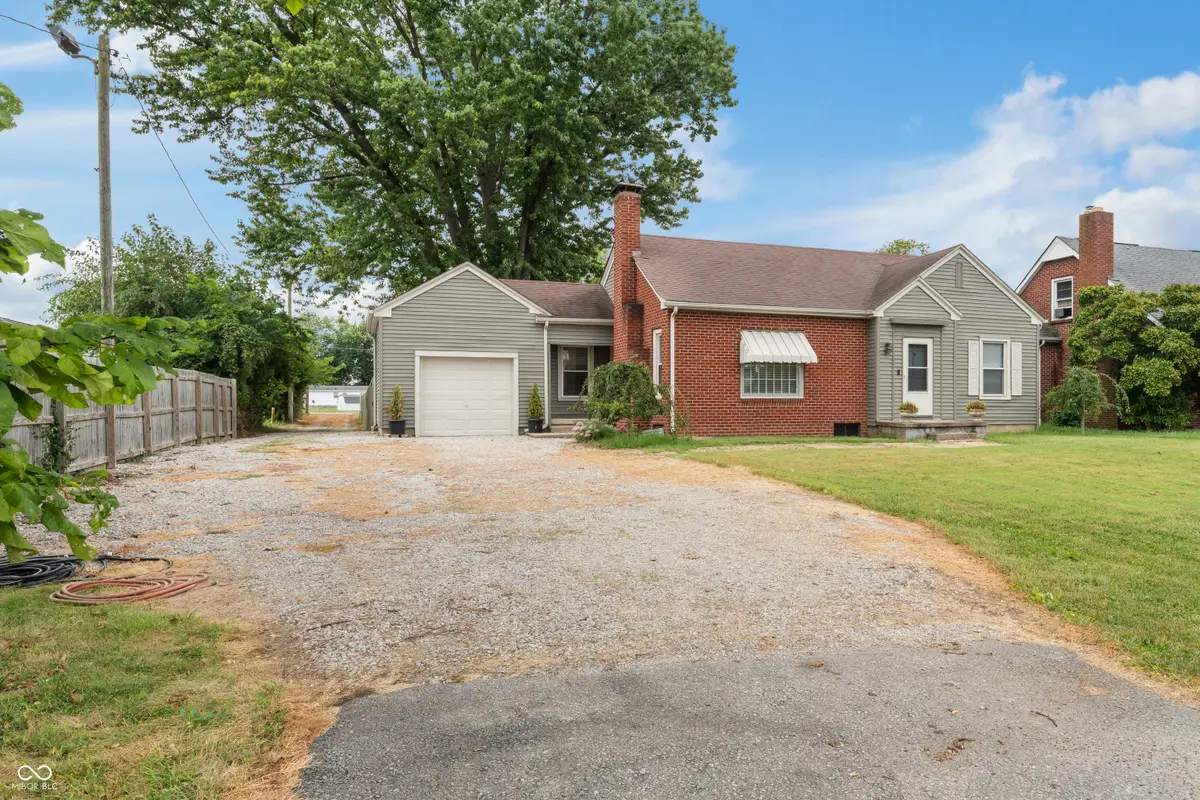 4871 N Us Highway 31, Columbus, IN 47201 - #1