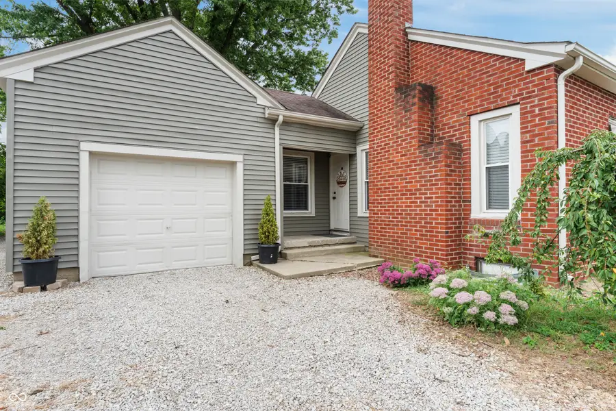 4871 N Us Highway 31, Columbus, IN 47201 - #3