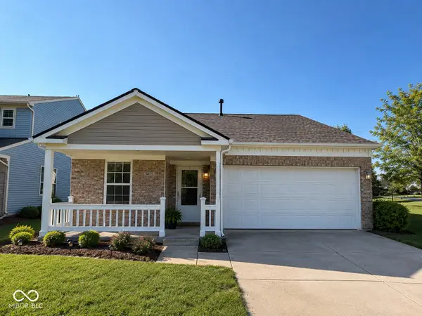 8035 Wildwood Farms Drive, Indianapolis, IN 46239