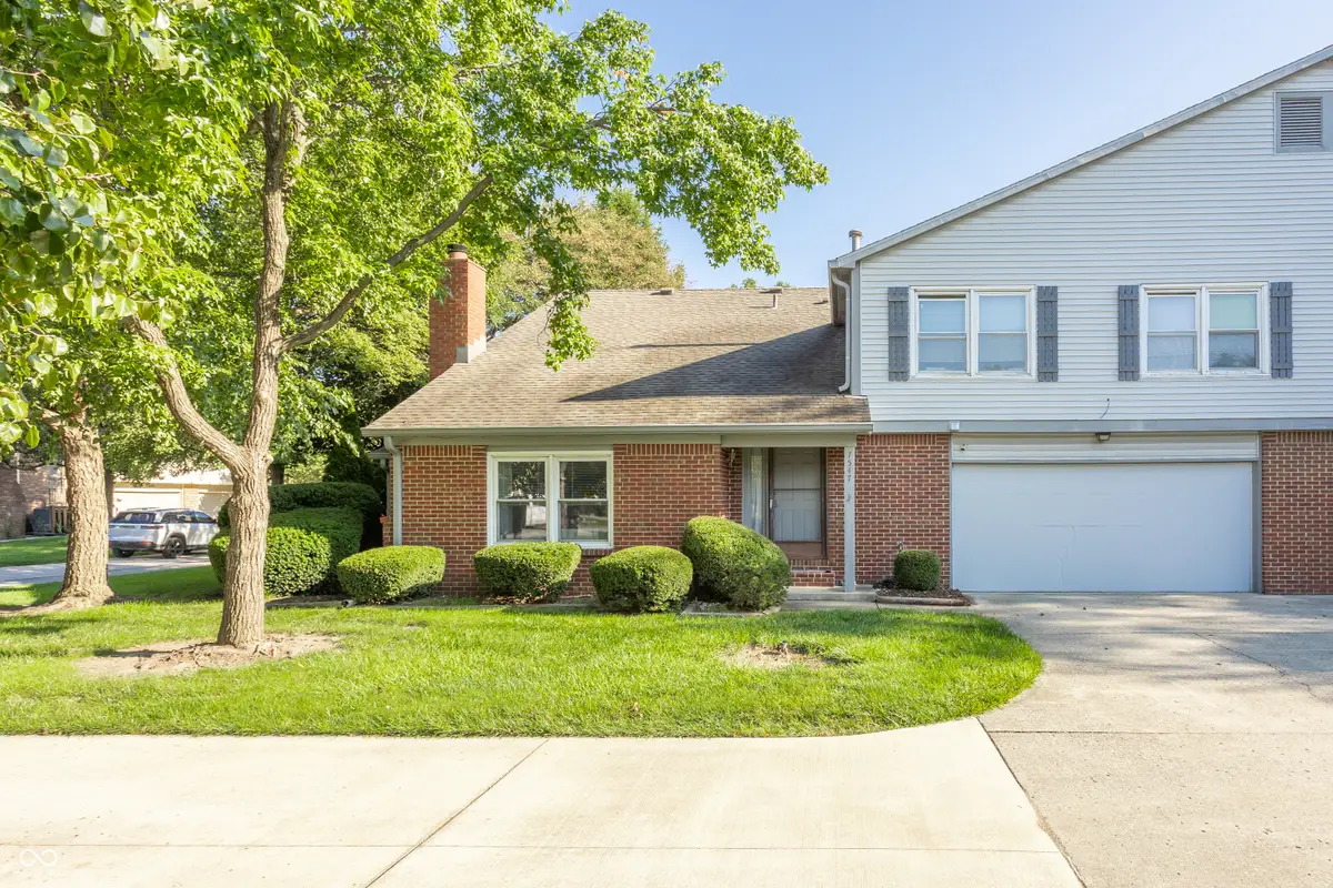 7547 Farm View Circle E, Indianapolis, IN 46256 - #1