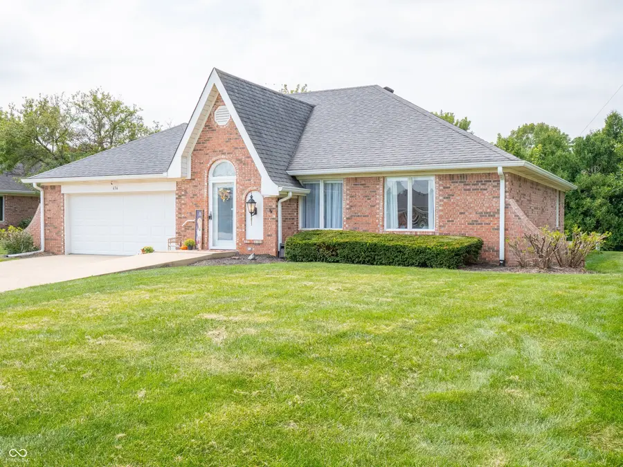 636 S Jefferson Street, Brownsburg, IN 46112 - #2