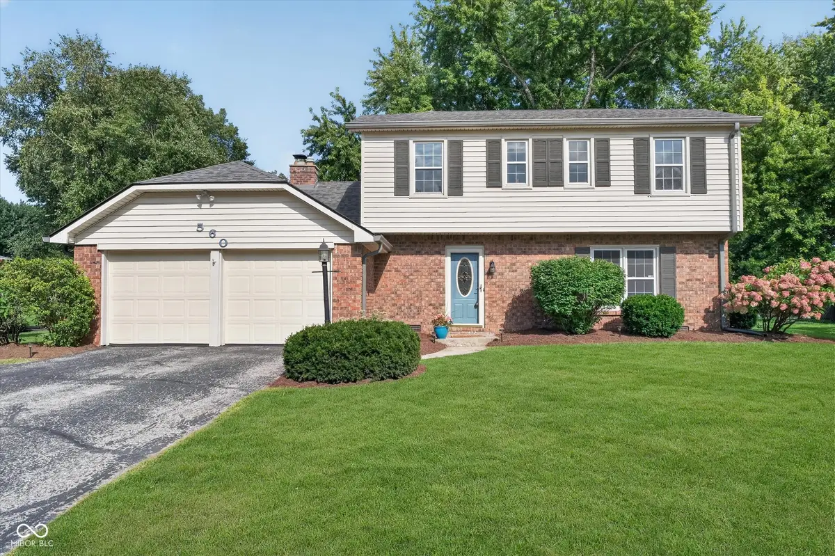560 S Harbour Drive, Noblesville, IN 46062 - #1