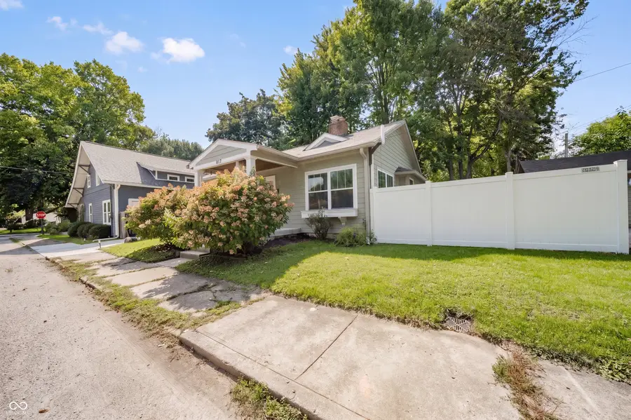 917 E 50th Street, Indianapolis, IN 46205 - #3