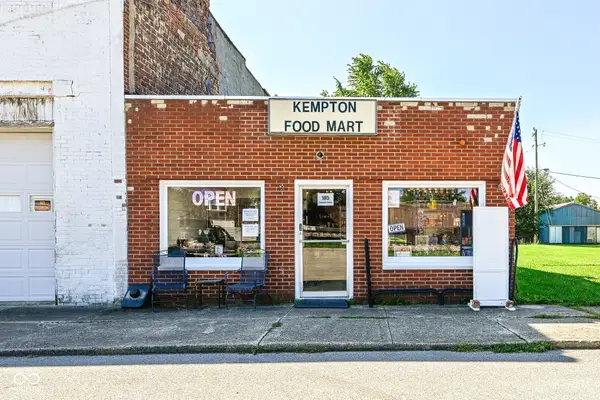 105 W Colonial Street, Kempton, IN 46049